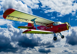 Airplane with fixed landing gear